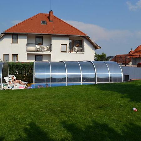 Villa Nova Хевиз Экстерьер фото